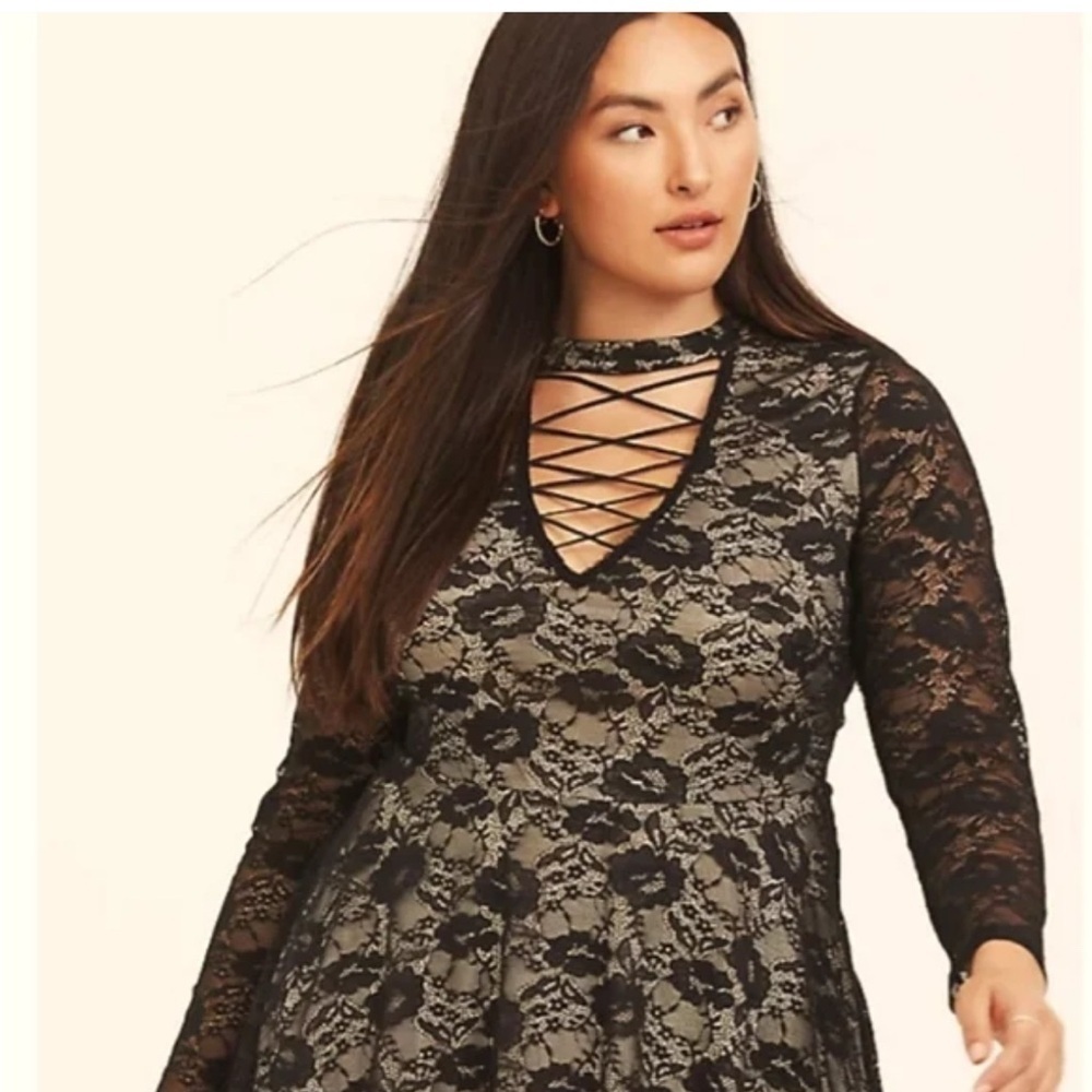 Torrid peplum lace blouse sz 0
